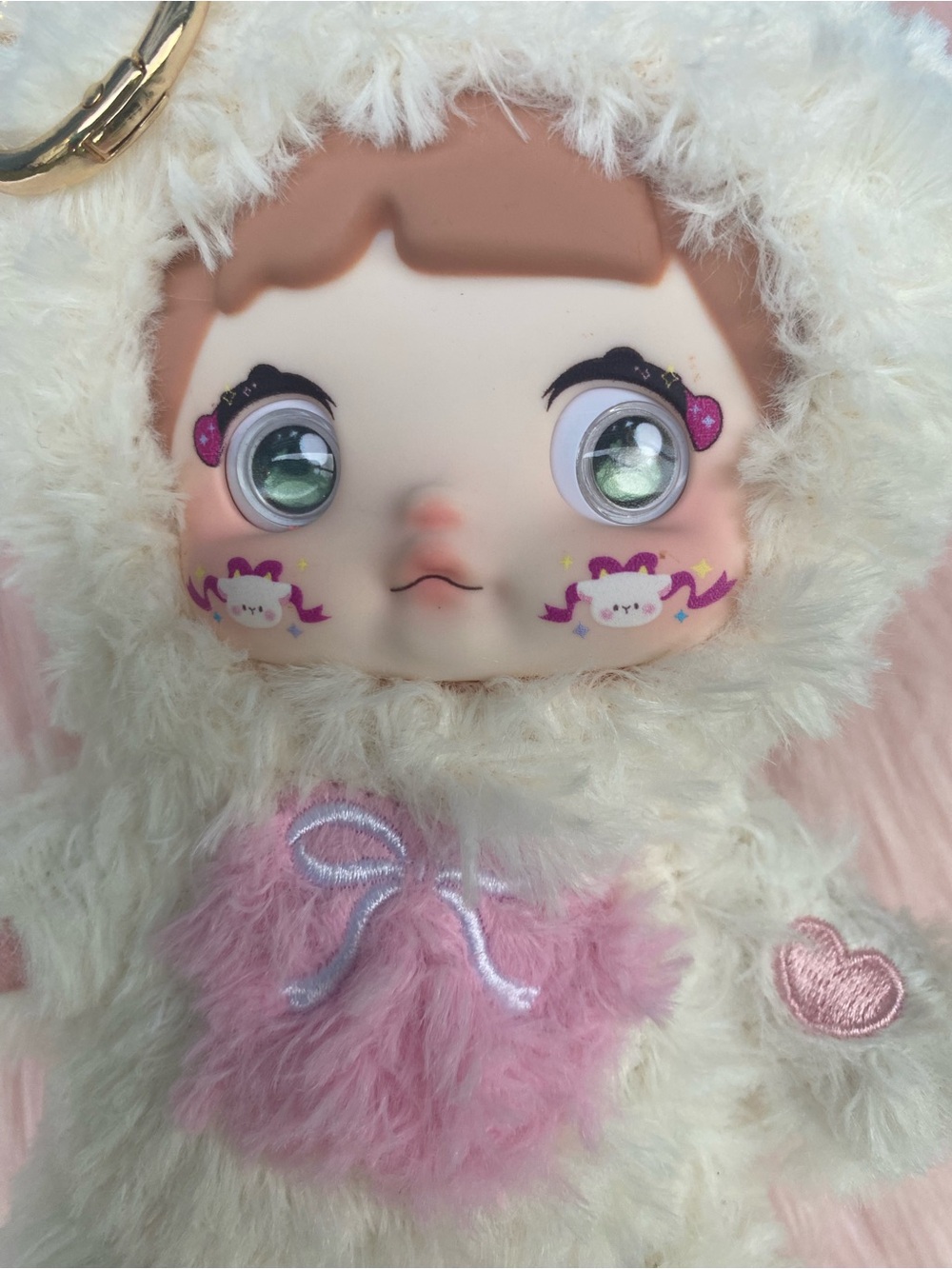 Nommi Plush Lamb Keychain - Cream with Pink Accents💕 Good condition ✨🤎 - Picture 9 of 12